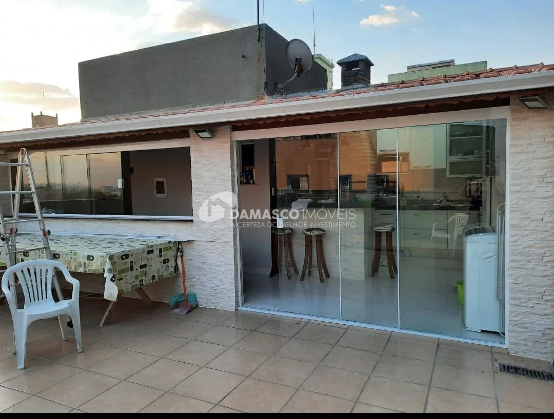 Sobrado à venda 3 Quartos, 3 Suites, 3 Vagas, Nova Gerty, São Caetano do Sul - SP