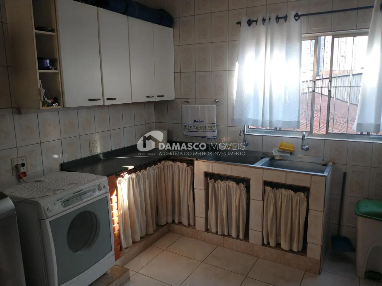 Casa à venda 3 Quartos, 1 Suite, 8 Vagas, 380M², Cerâmica, São Caetano do Sul - SP