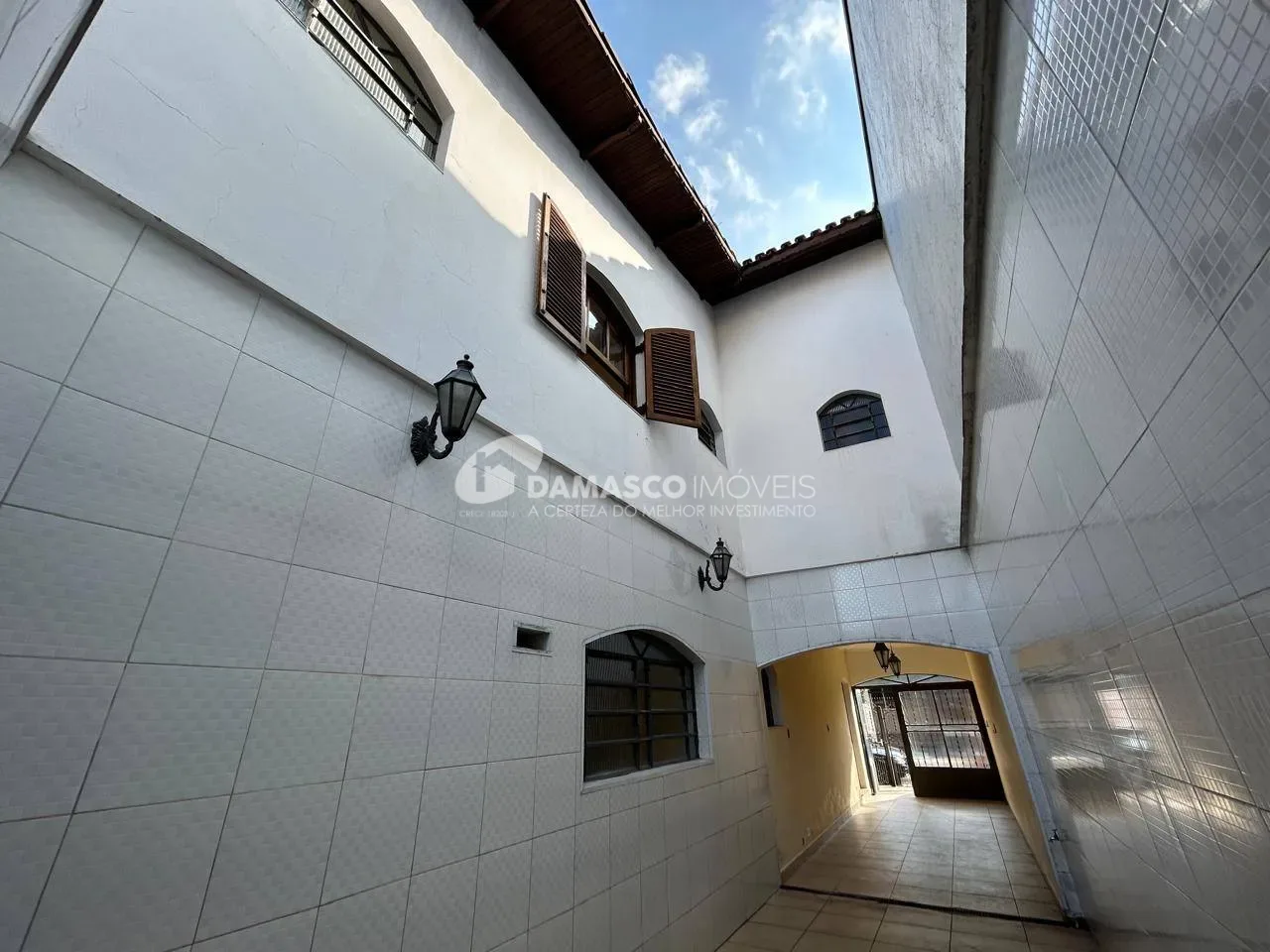 Sobrado para Venda 3 Quartos, 2 Suites, 5 Vagas, Mauá, São Caetano do Sul - SP