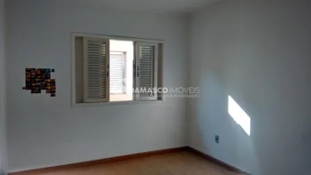 Sobrado à venda 3 Quartos, 1 Suite, 2 Vagas, 210M², Anchieta, São Bernardo do Campo - SP