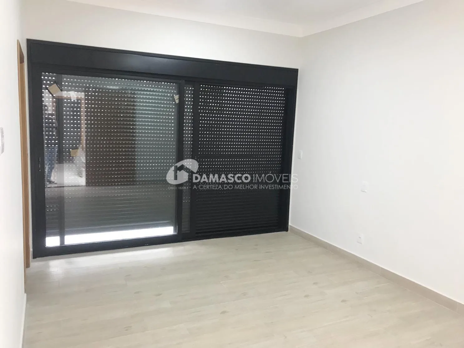 Sobrado à venda 3 Quartos, 3 Suites, 3 Vagas, 260M², Santa Maria, São Caetano do Sul - SP