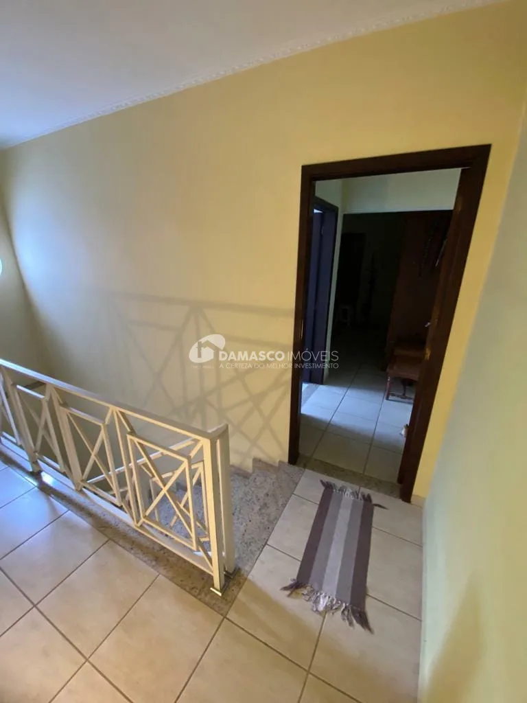 Sobrado à venda 3 Quartos, 1 Suite, 3 Vagas, 220M², Osvaldo Cruz, São Caetano do Sul - SP