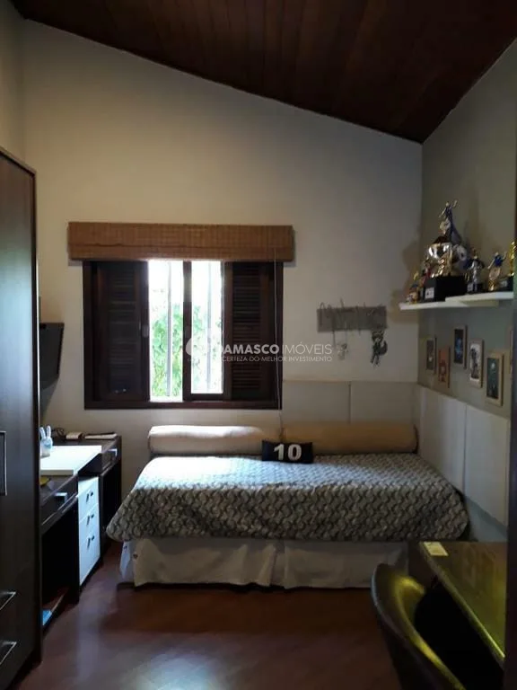 Sobrado à venda 3 Quartos, 1 Suite, 2 Vagas, 260M², Jardim Paraíso, Santo André - SP