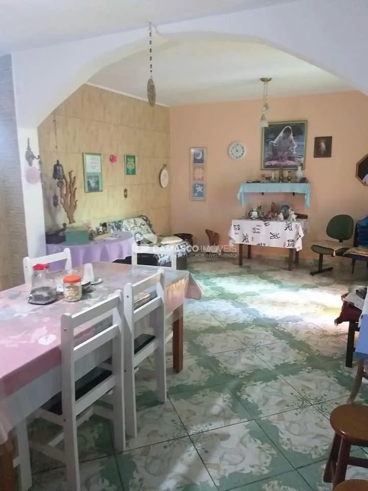 Sobrado à venda 2 Quartos, 1 Suite, 4 Vagas, 211M², Cerâmica, São Caetano do Sul - SP