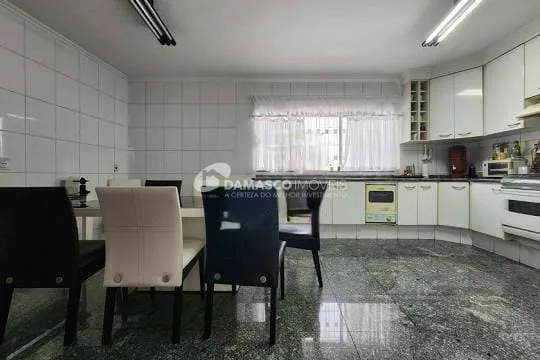Casa à venda 4 Quartos, 4 Suites, 6 Vagas, 300M², Santa Maria, São Caetano do Sul - SP