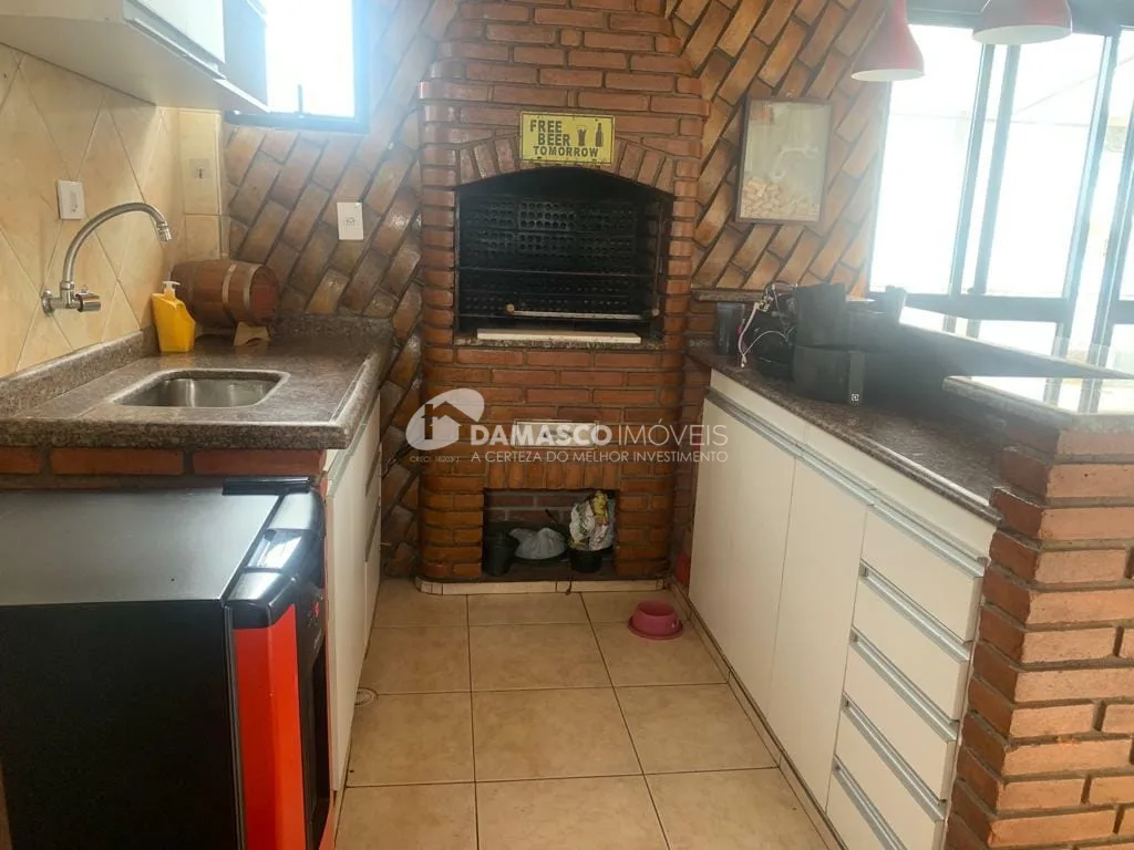 Cobertura à venda com 196 m² de área útil, 4 Quartos, 1 Suíte, 3 Vagas, Santa Maria, São Caetano do Sul - SP