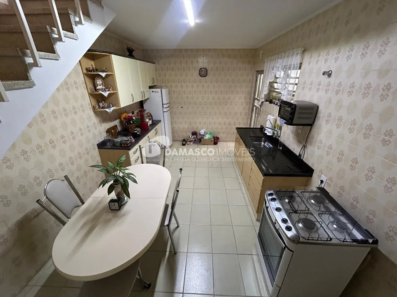 Casa padrão com 108 m² de área útil à Venda, com fácil acesso à via Anchieta,  na Vila Vermelha, São Paulo, SP