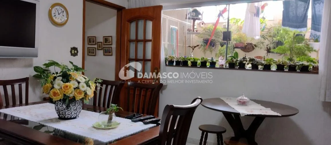 Sobrado à venda 3 Quartos, 1 Suite, 3 Vagas, 155M², Santa Paula, São Caetano do Sul - SP