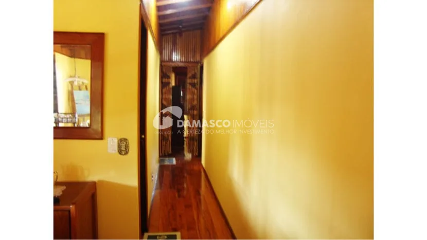 Casa à venda 2 Quartos, 1 Suite, 2 Vagas, 177M², Não informado, Cesário Lange - SP