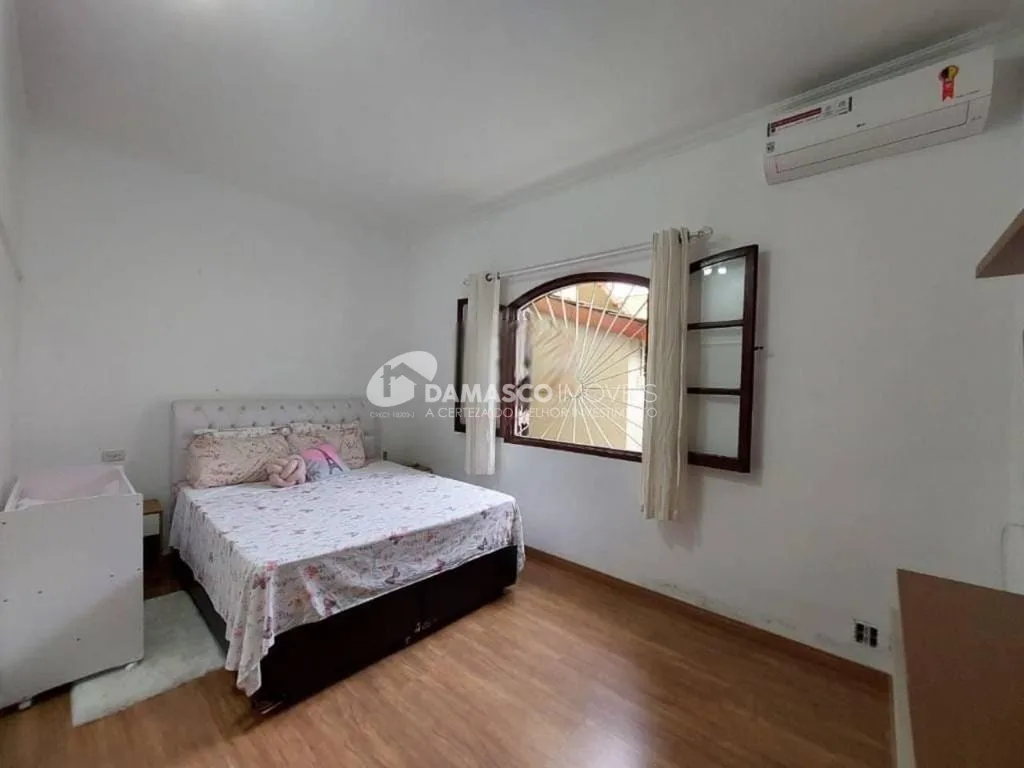 Casa à venda 3 Quartos, 1 Suite, 4 Vagas, 149M², Parque Marajoara, Santo André - SP