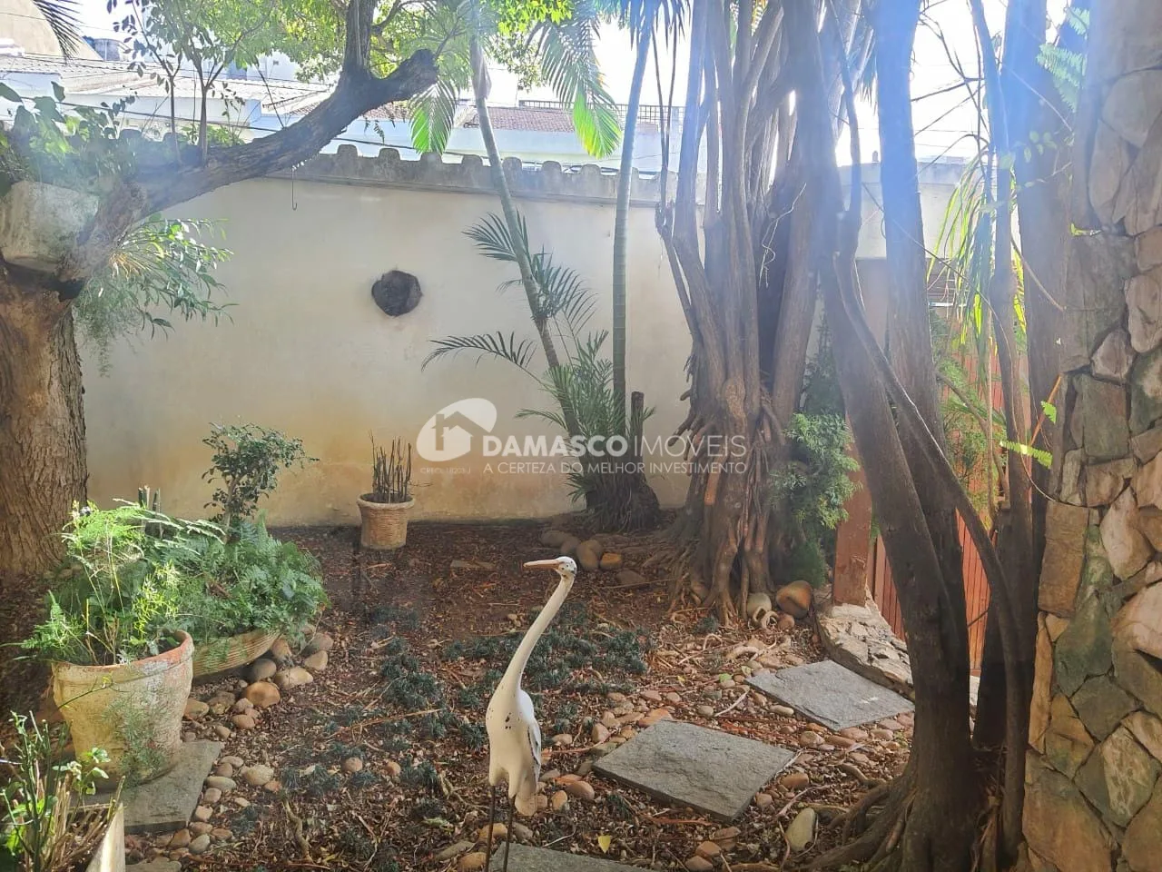Sobrado à venda 3 Quartos, 1 Suite, 12 Vagas, 300M², Cerâmica, São Caetano do Sul - SP