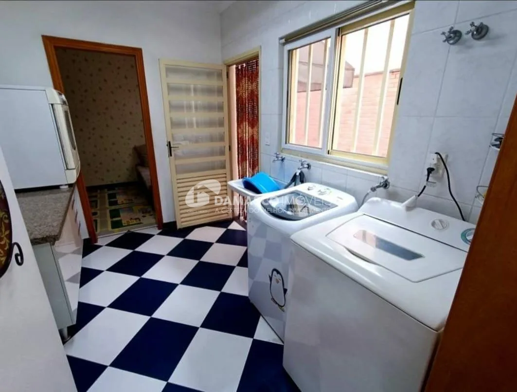 Sobrado à venda 3 Quartos, 3 Suites, 349M², Jardim São Caetano, São Caetano do Sul - SP