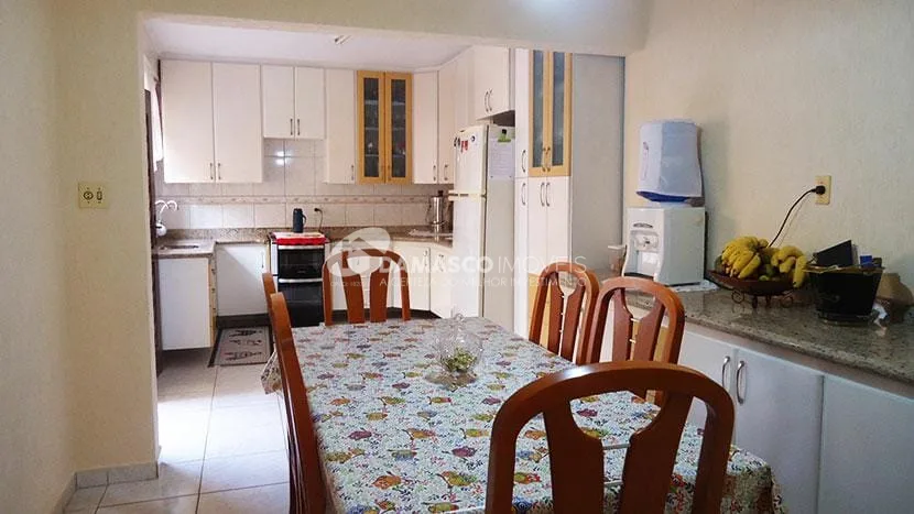 Casa à venda 5 Quartos, 6 Vagas, 237M², Vila Aquilino, Santo André - SP