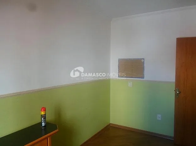 Sobrado à venda 3 Quartos, 1 Suite, 3 Vagas, 100M², Vila Valparaíso, Santo André - SP