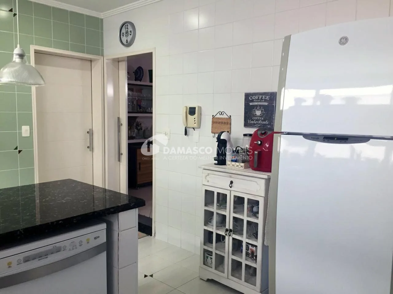 Sobrado para Locação 3 Quartos, 1 Suite, 4 Vagas, Santo Antônio, São Caetano do Sul - SP