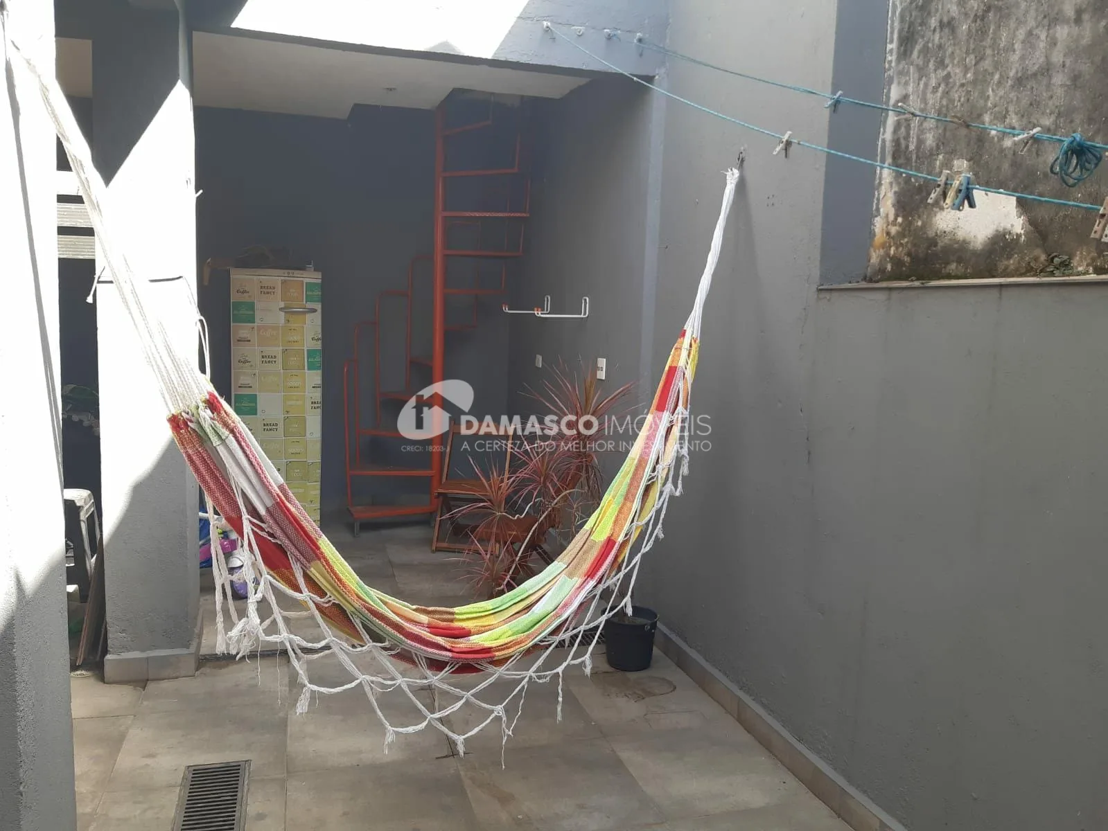 Sobrado à venda 4 Quartos, 2 Suites, 2 Vagas, 170M², Vila Zelina, São Paulo - SP