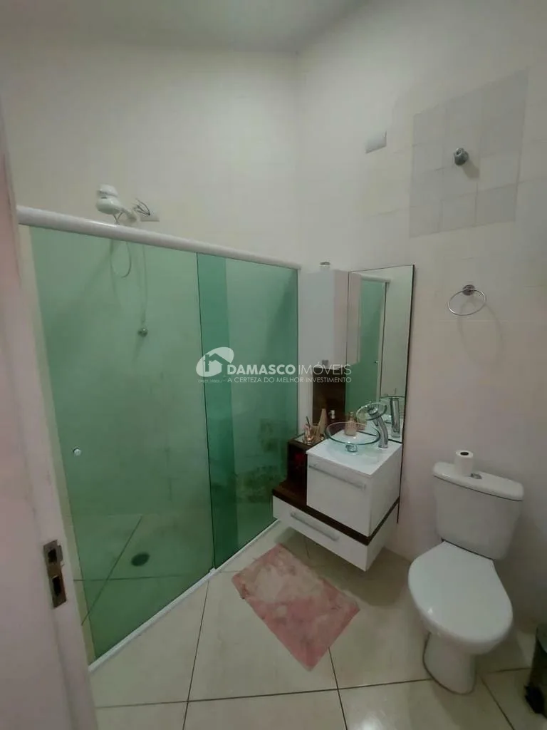 Sobrado à venda 3 Quartos, 1 Suite, 4 Vagas, 383M², Cerâmica, São Caetano do Sul - SP