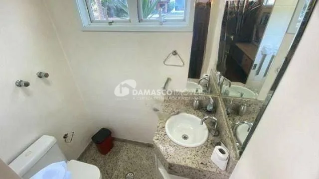 Sobrado à venda 3 Quartos, 3 Suites, 5 Vagas, 380M², Jardim, Santo André - SP