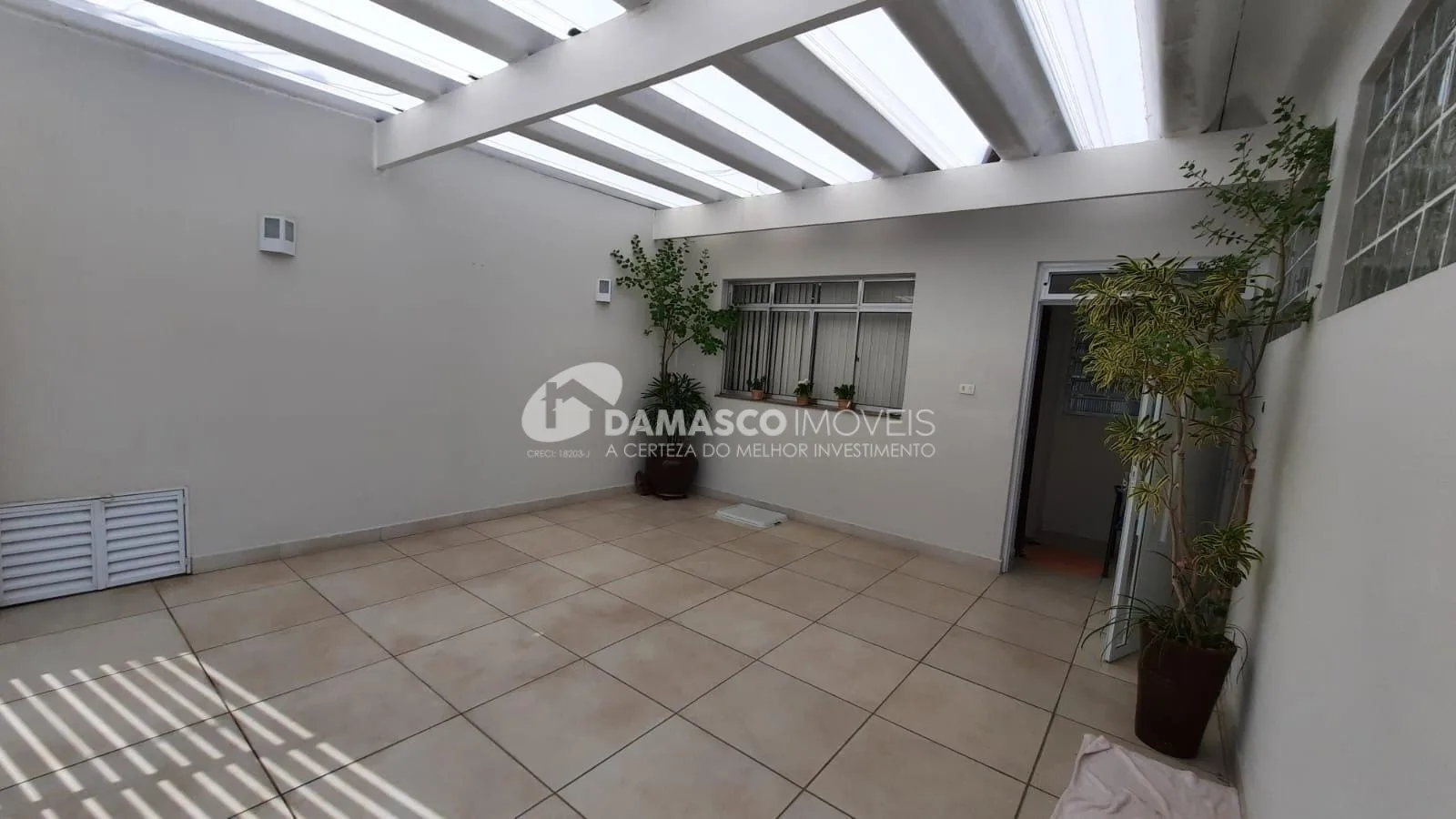 Oportunidade no Bairro Olímpico – Casa Térrea em Excelente Localização!