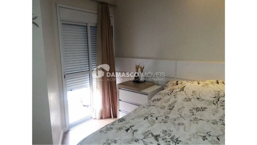 Sobrado à venda 3 Quartos, 1 Suite, 5 Vagas, 226M², Santa Maria, Santo André - SP