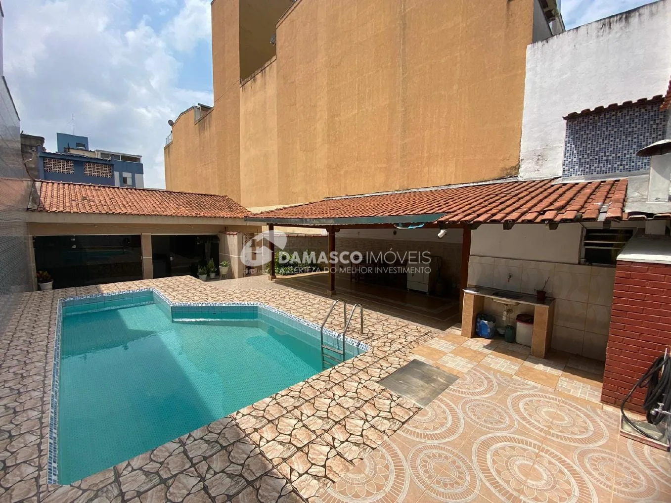 Sobrado à venda 3 Quartos, 3 Suites, 6 Vagas, 286M², Santa Maria, São Caetano do Sul - SP