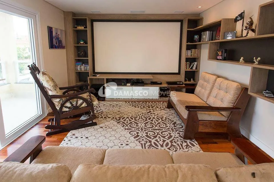 Sobrado à venda 4 Quartos, 3 Suites, 4 Vagas, 260M², Jardim São Caetano, São Caetano do Sul - SP