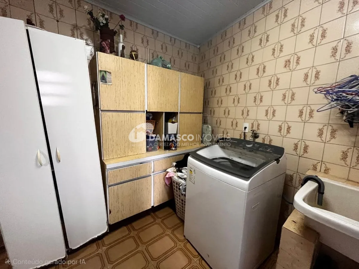 Casa térrea a venda com amplo quintal