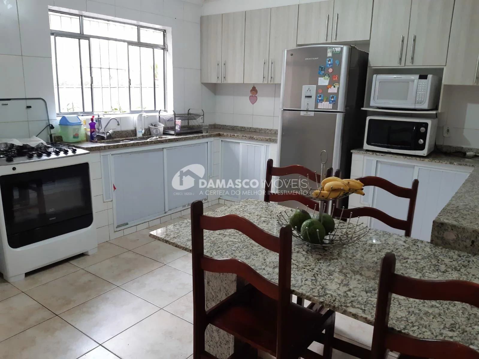 Sobrado à venda 4 Quartos, 2 Suites, 2 Vagas, 170M², Vila Zelina, São Paulo - SP