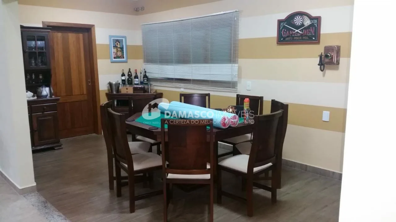 Sobrado à venda 5 Quartos, 5 Suites, 12 Vagas, 750M², Não informado, Piracicaba - SP