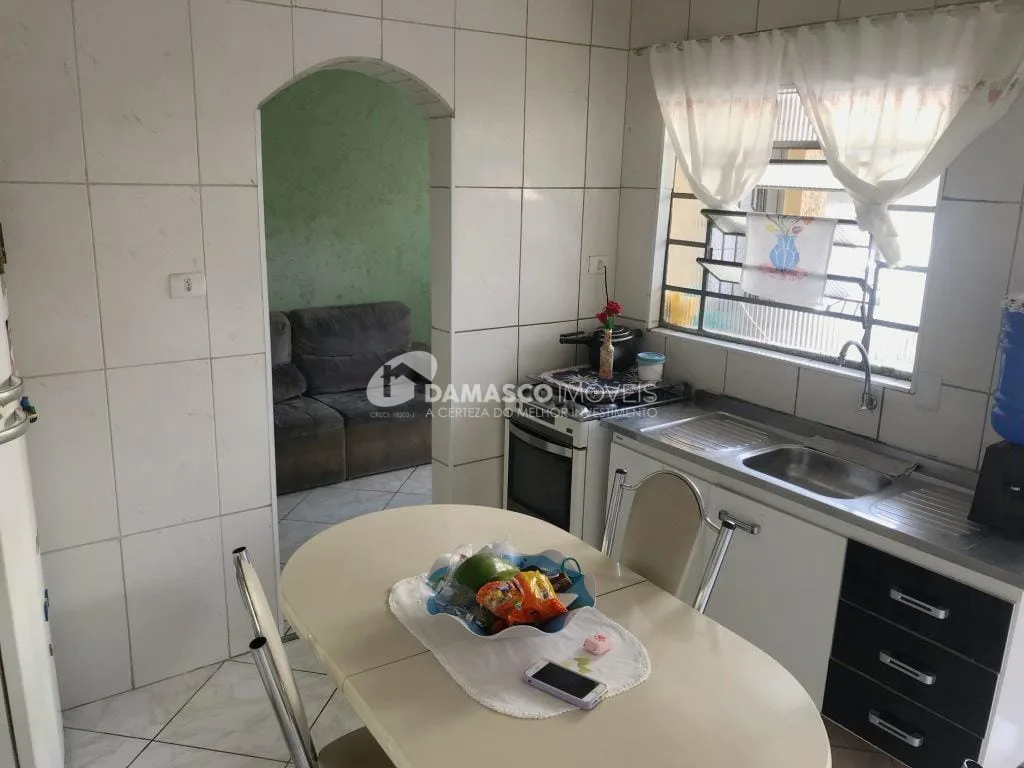 Sobrado à venda 1 Quarto, 1 Suite, 3 Vagas, 254M², Nova Gerty, São Caetano do Sul - SP