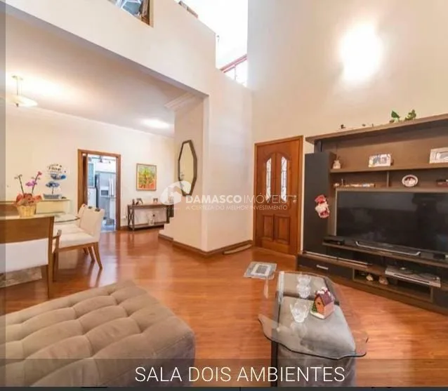 Casa à venda 3 Quartos, 1 Suite, 3 Vagas, 220M², Barcelona, São Caetano do Sul - SP