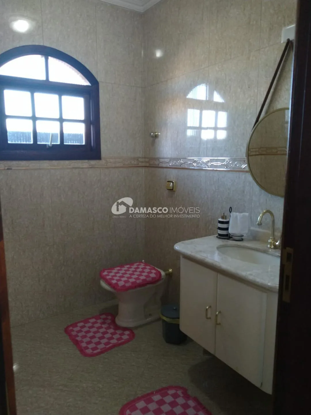 Sobrado à venda 2 Quartos, 1 Suite, 6 Vagas, 345M², Nova Gerty, São Caetano do Sul - SP