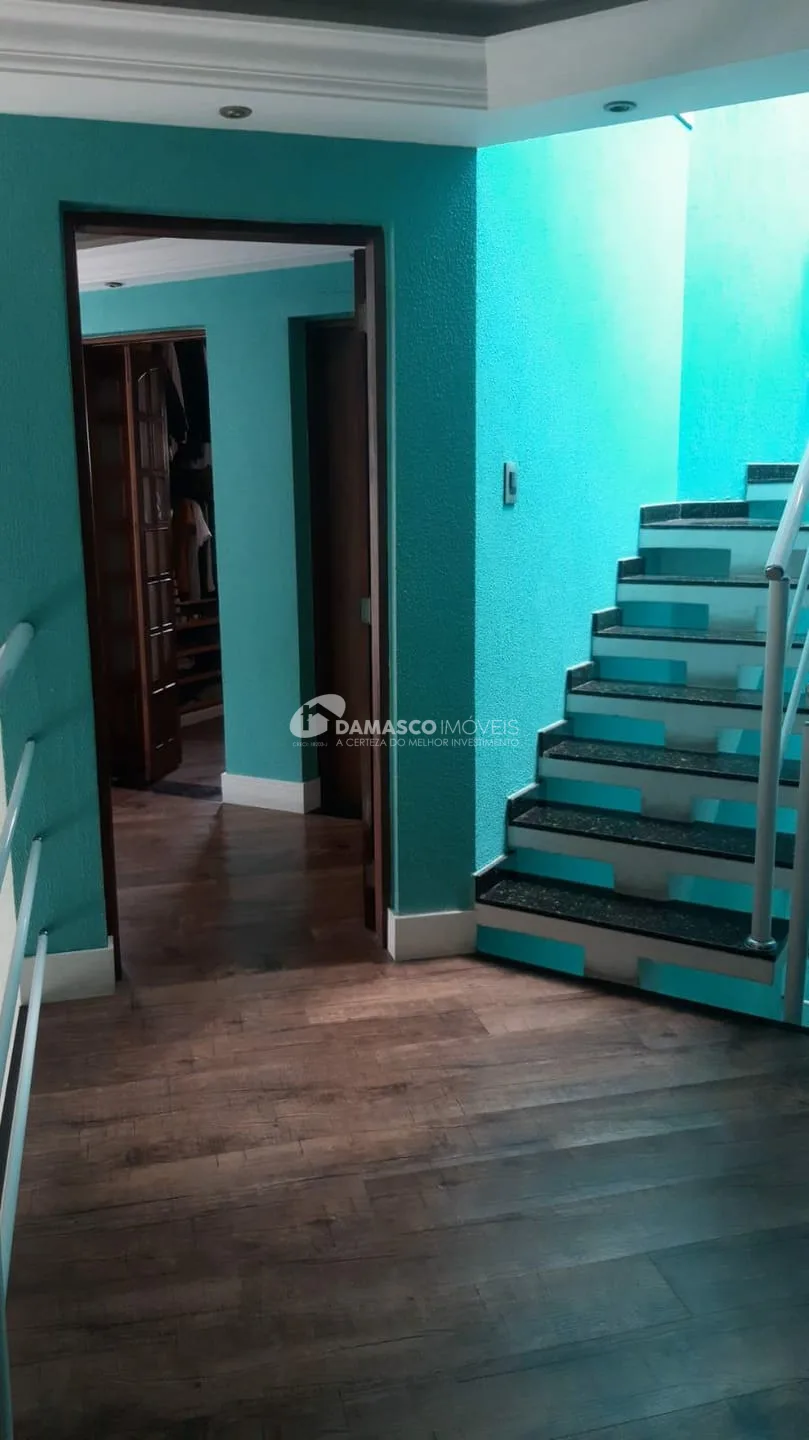 Sobrado à venda 3 Quartos, 1 Suite, 2 Vagas, 280M², Vila Alpina, São Paulo - SP