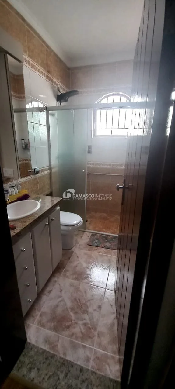 Sobrado à venda 3 Quartos, 1 Suite, 4 Vagas, 280M², Barcelona, São Caetano do Sul - SP