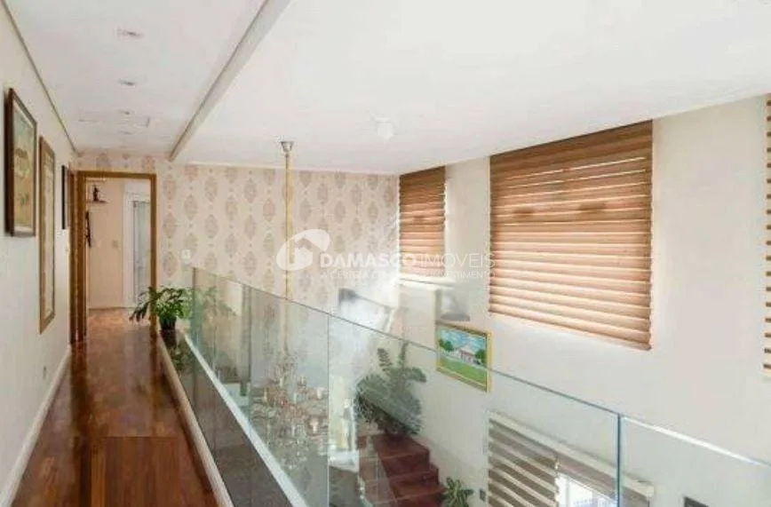 Sobrado à venda 4 Quartos, 3 Suites, 4 Vagas, 260M², Jardim São Caetano, São Caetano do Sul - SP