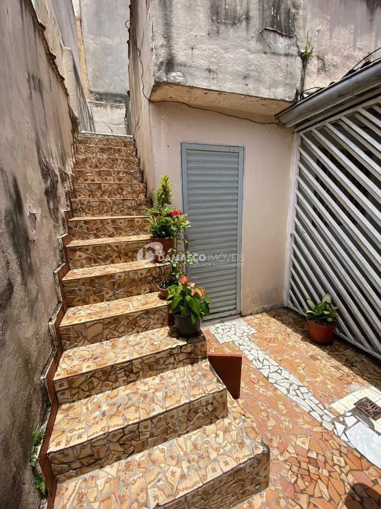 Casa à venda 2 Quartos, 2 Vagas, Vila Palmares, Santo André - SP