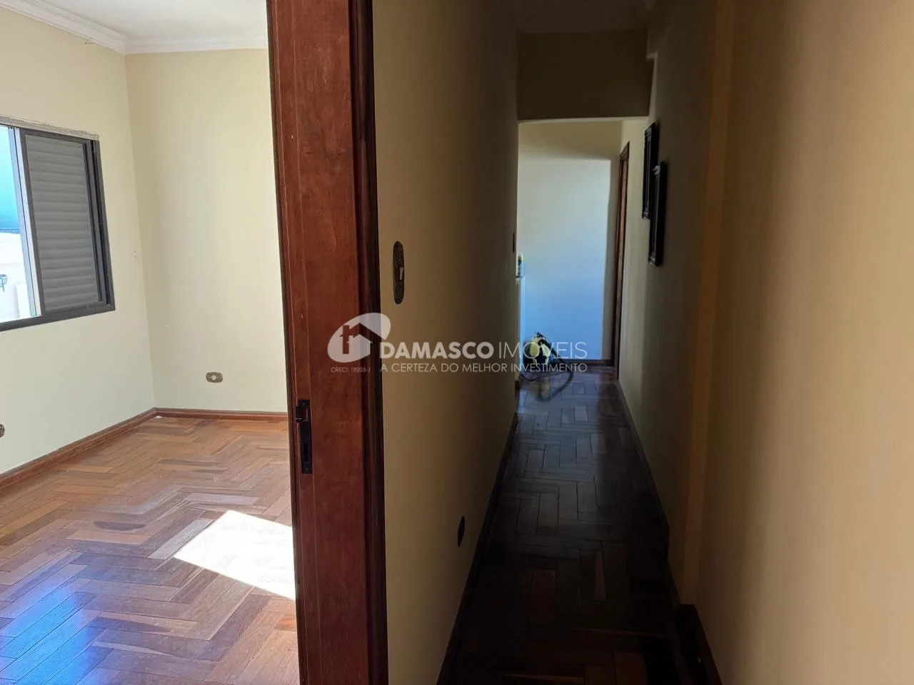 Sobrado com 5 andares à venda com 510m² de área construída - Bairro Olímpico, São Caetano do Sul, SP