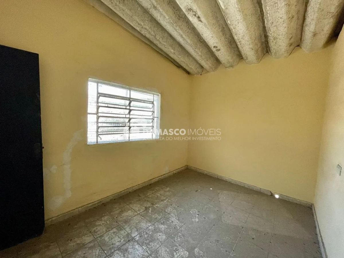 Prédio comercial no Jardim Santo André
