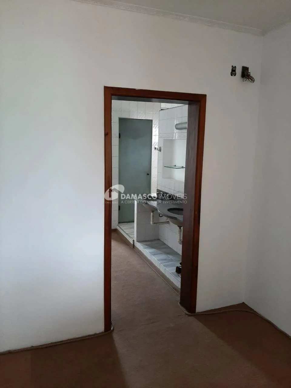 Sobrado à venda 4 Quartos, 2 Suites, 6 Vagas, 462M², Santa Teresinha, Santo André - SP