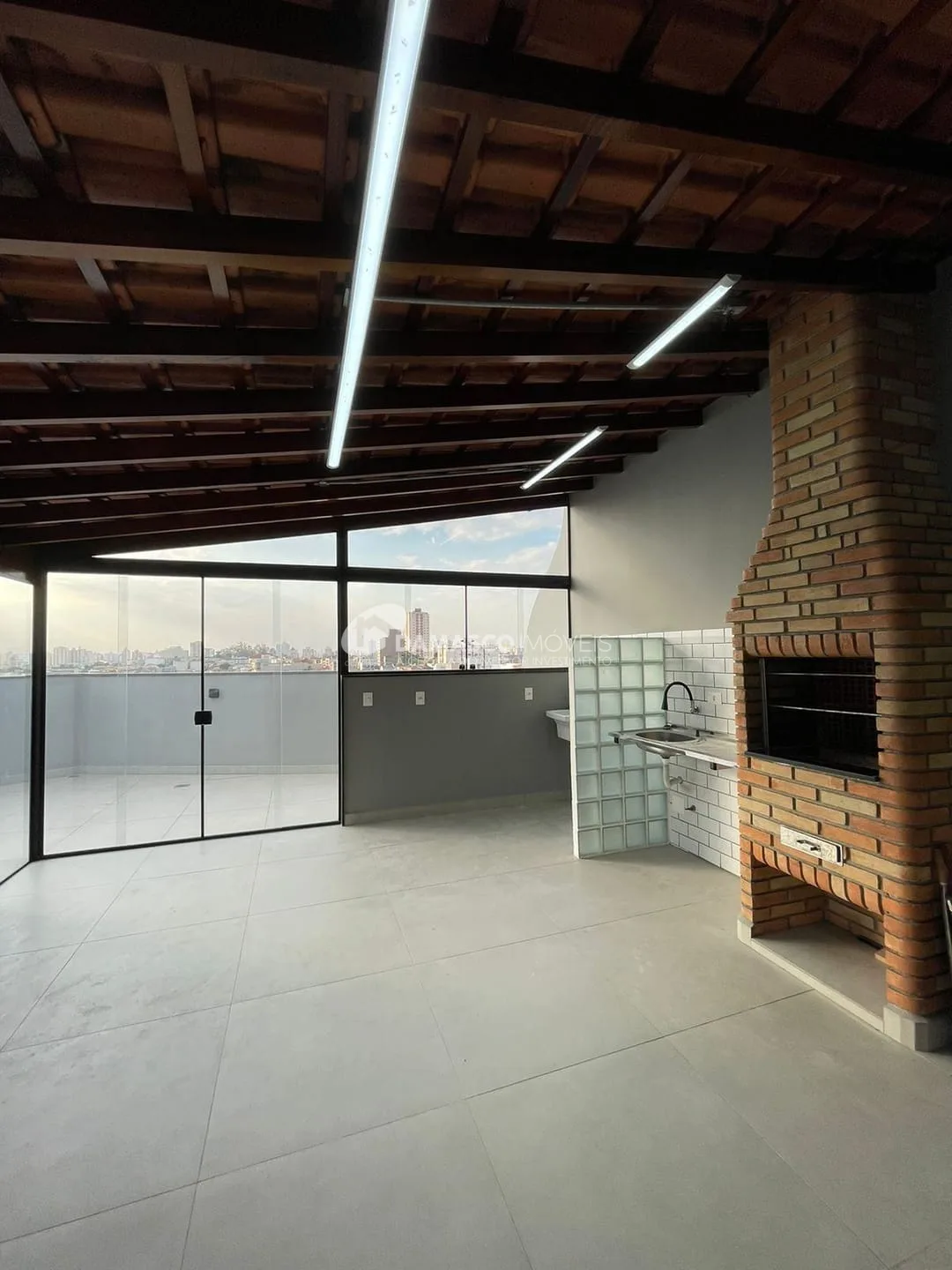 Cobertura à venda 3 Quartos, 1 Suite, 2 Vagas, 170M², Nova Gerty, São Caetano do Sul - SP 