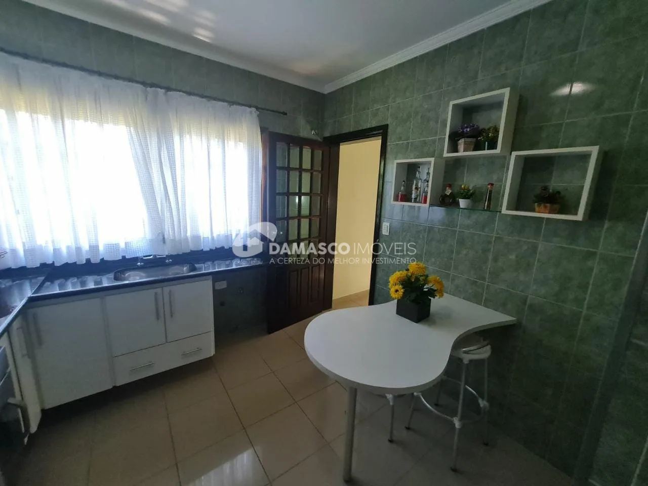Casa à venda 3 Quartos, 3 Suites, 450M², Avenida Estrutural Leste, Ibiúna - SP
