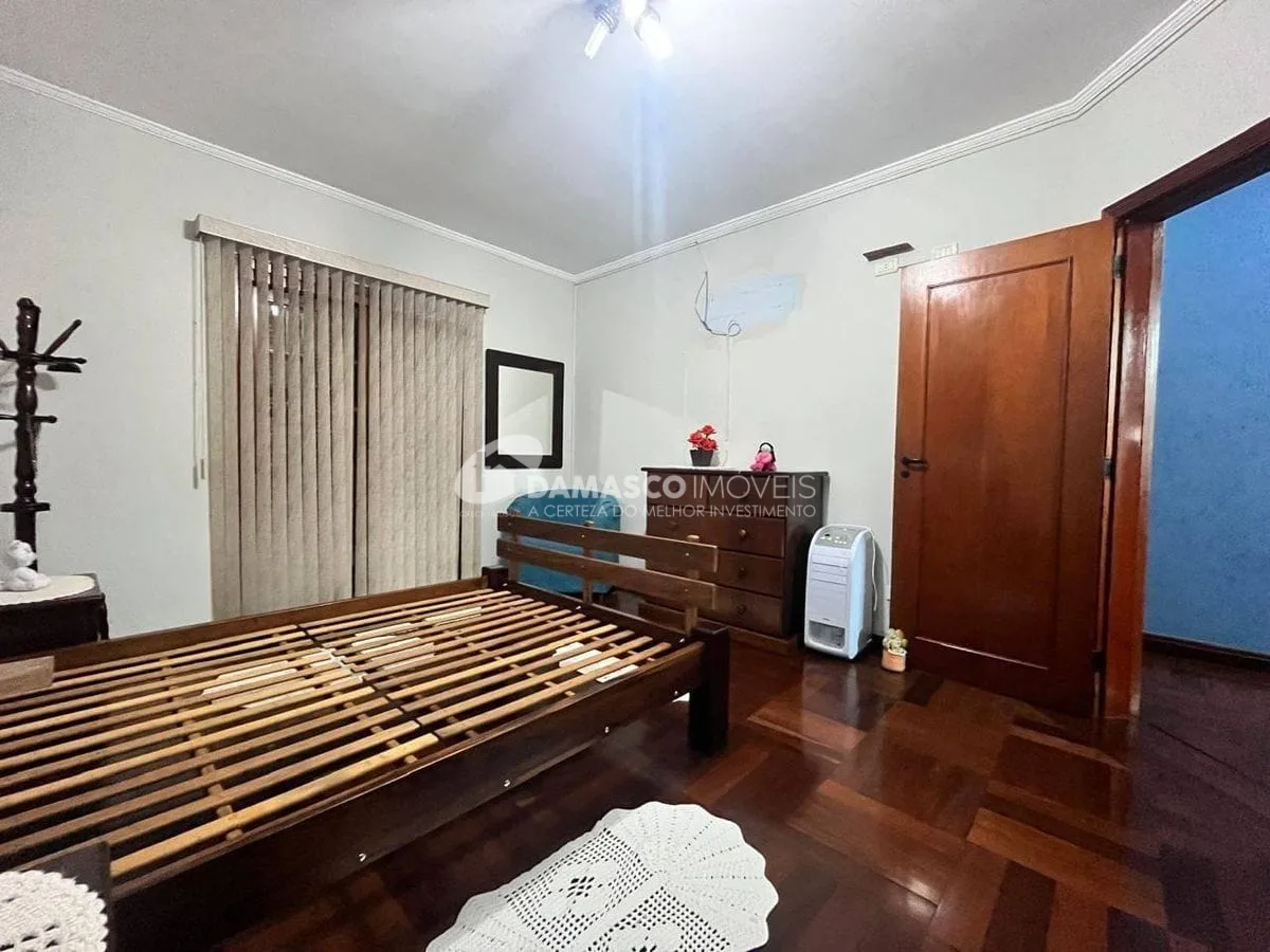 Sobrado para locação, 4 suítes, 5 vagas, Campestre, Santo André, SP