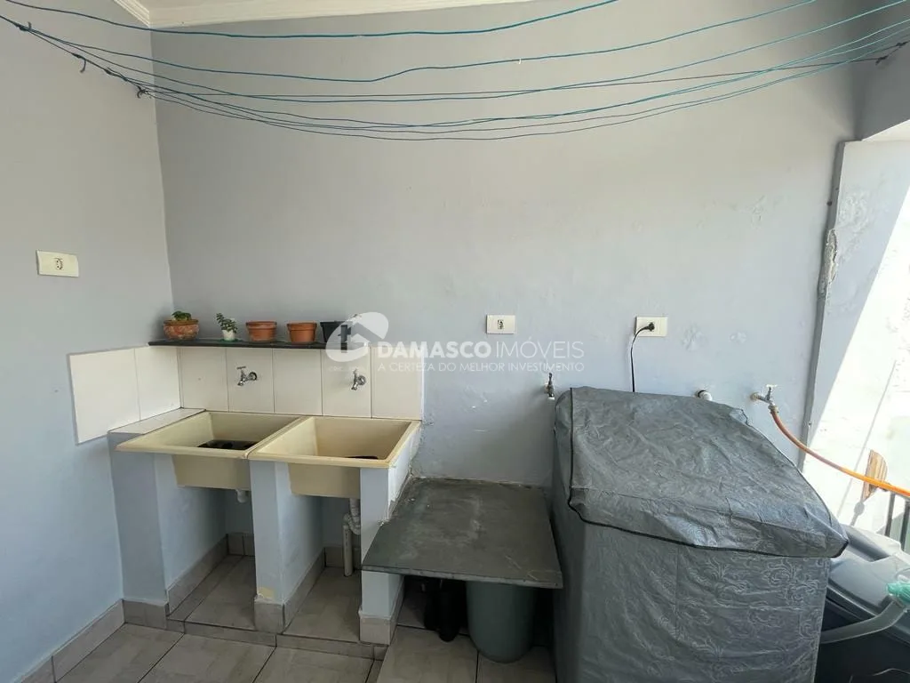 Casa à venda 2 Quartos, 2 Vagas, 150M², Jardim das Maravilhas, Santo André - SP
