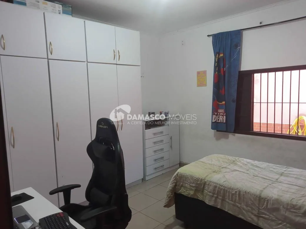 Casa à venda 4 Quartos, 1 Suite, 4 Vagas, Rudge Ramos, São Bernardo do Campo - SP