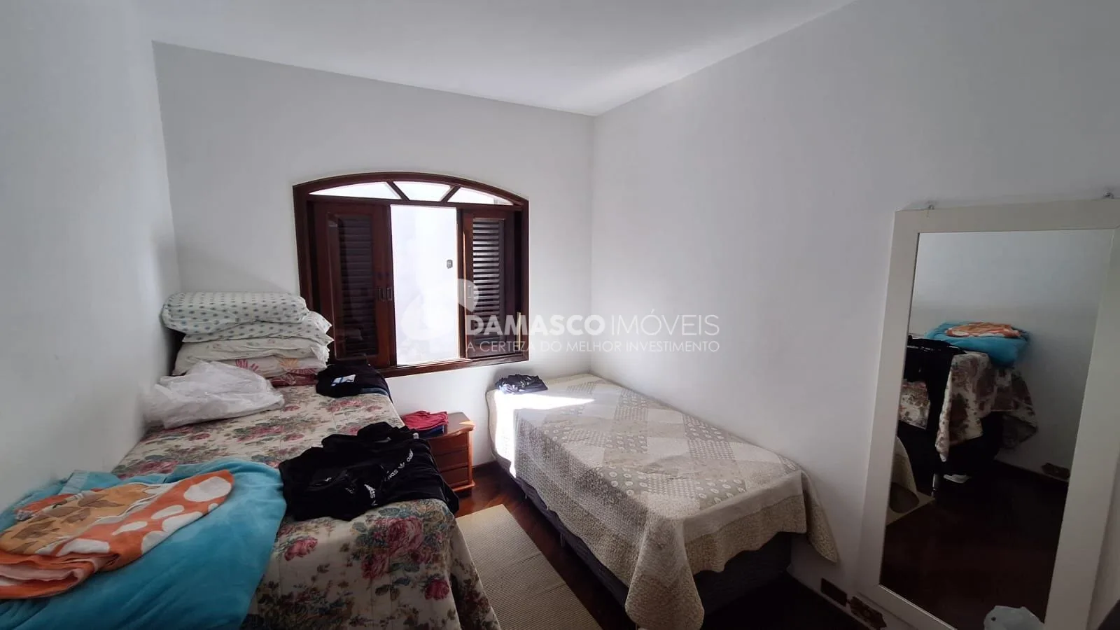 Casa para Venda 3 Quartos, 1 Suite, 4 Vagas, Cerâmica, São Caetano do Sul - SP