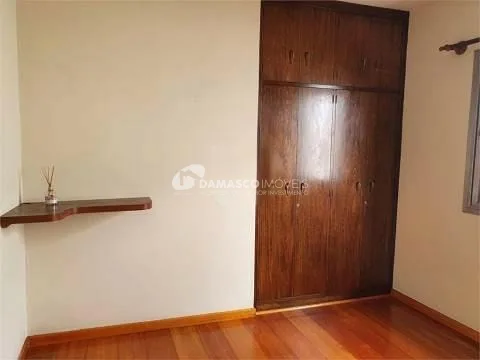 Sobrado à venda 3 Quartos, 1 Suite, 6 Vagas, 246M², Vila Alpina, São Paulo - SP