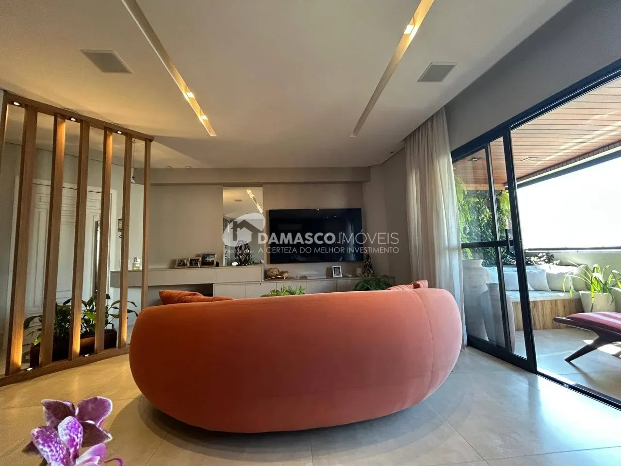 Apartamento de Alto Padrão à Venda no Santo Antônio, São Caetano do Sul | 238 m² | 4 Dormitórios | 2 Suítes