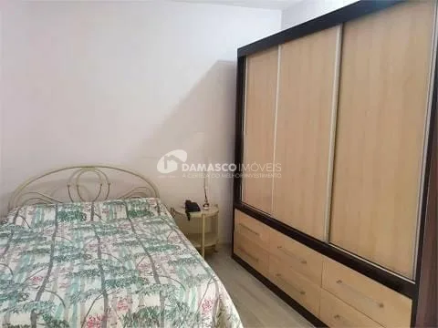 Sobrado à venda 3 Quartos, 1 Suite, 6 Vagas, 246M², Vila Alpina, São Paulo - SP