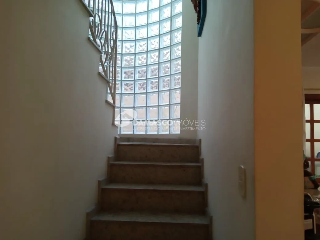 Sobrado à venda 4 Quartos, 3 Suites, 5 Vagas, 300M², Vila Alpina, São Paulo - SP