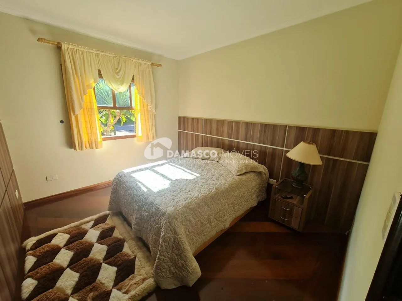 Casa à venda 3 Quartos, 3 Suites, 450M², Avenida Estrutural Leste, Ibiúna - SP